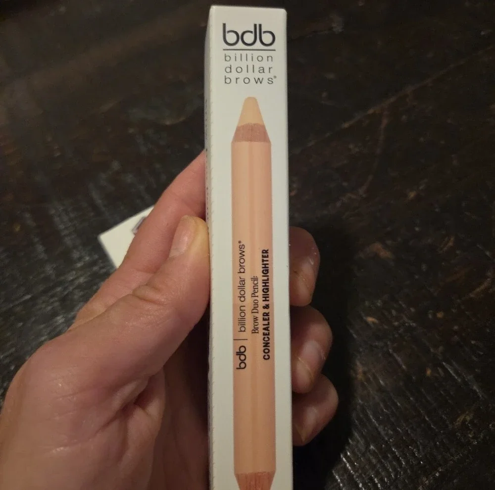 bdb Brow Duo Concealer & Highlighter Pencil And Sharpener